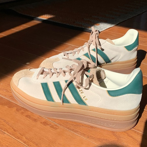 ADIDAS platform sneakers - Picture 2 of 3